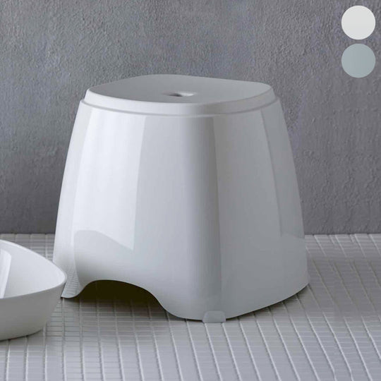 「&HAT(アンドハット)」バススツール